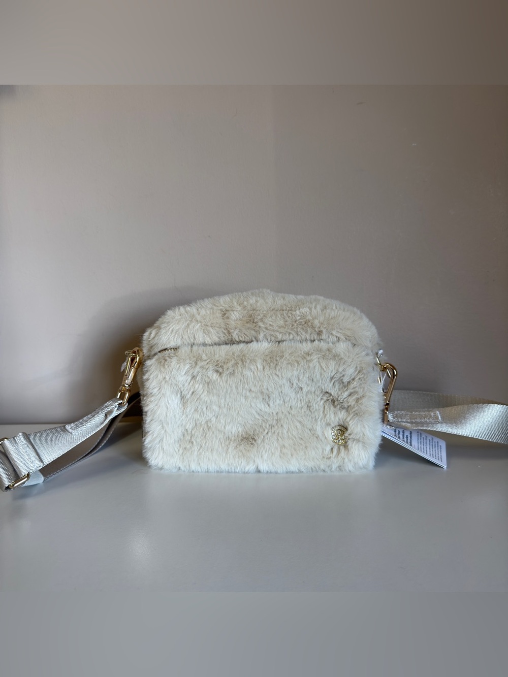 Lululemon everywhere crossbody plush fleece LU9CV9S